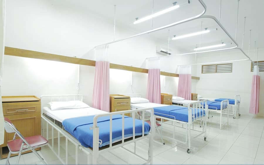 Twin Deluxe Room / Double Room